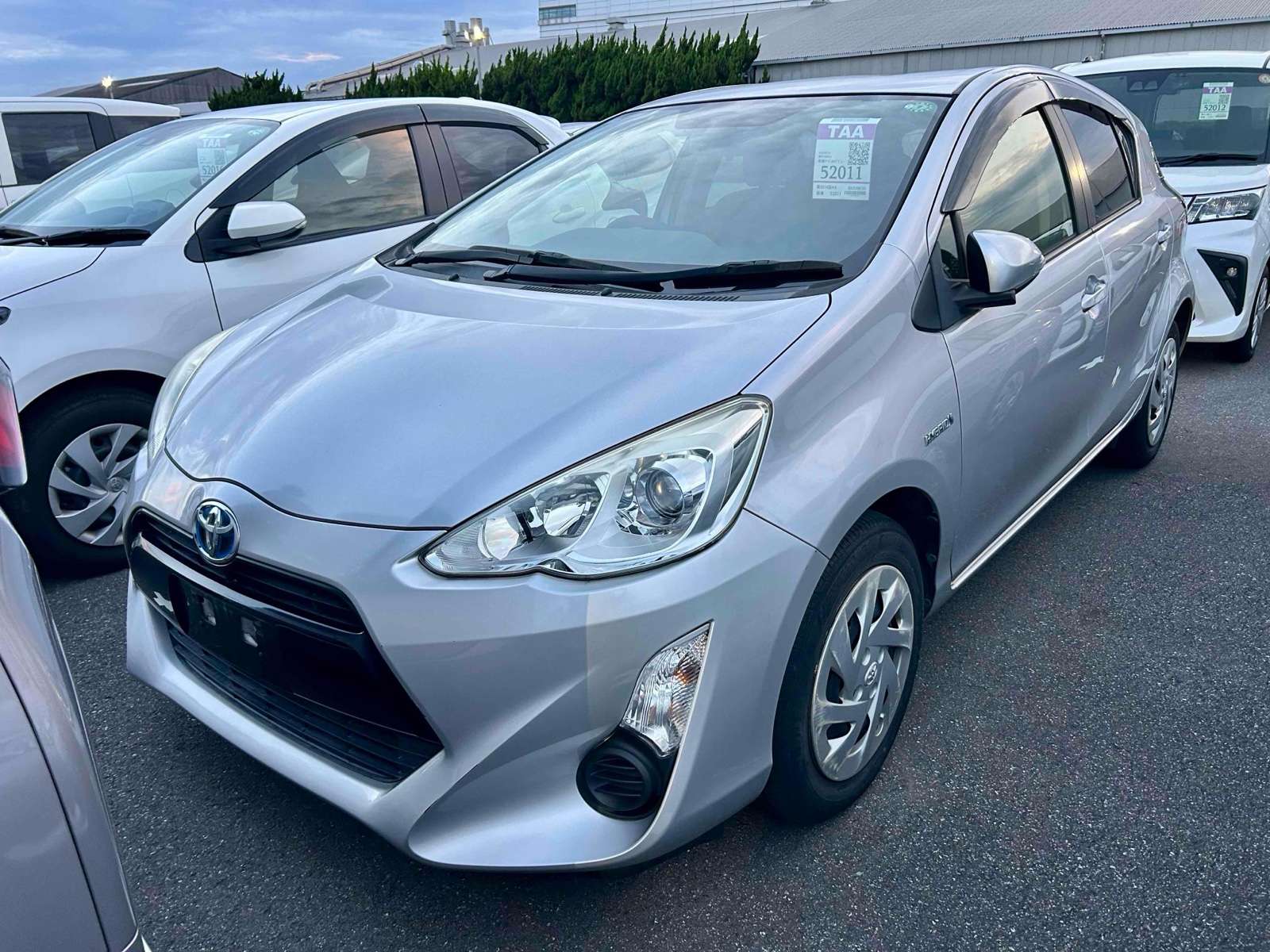 2016 Toyota Aqua Hybrid