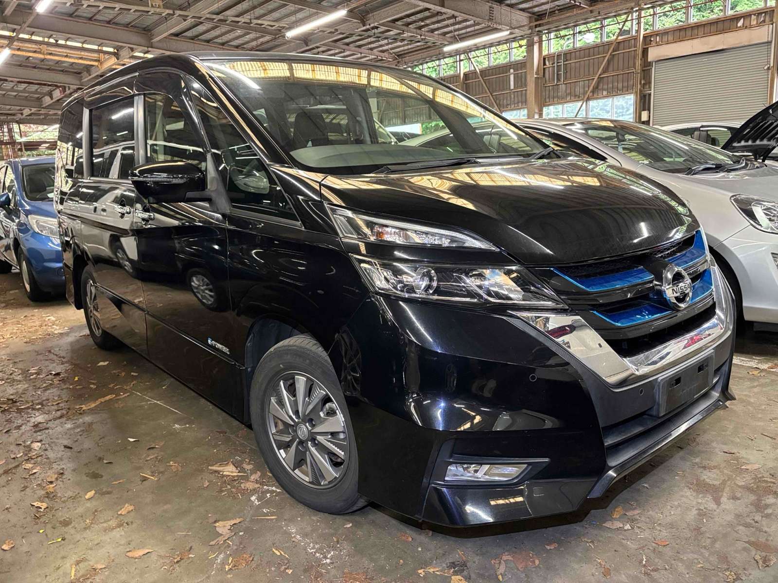 2018 Nissan Serena Hybrid