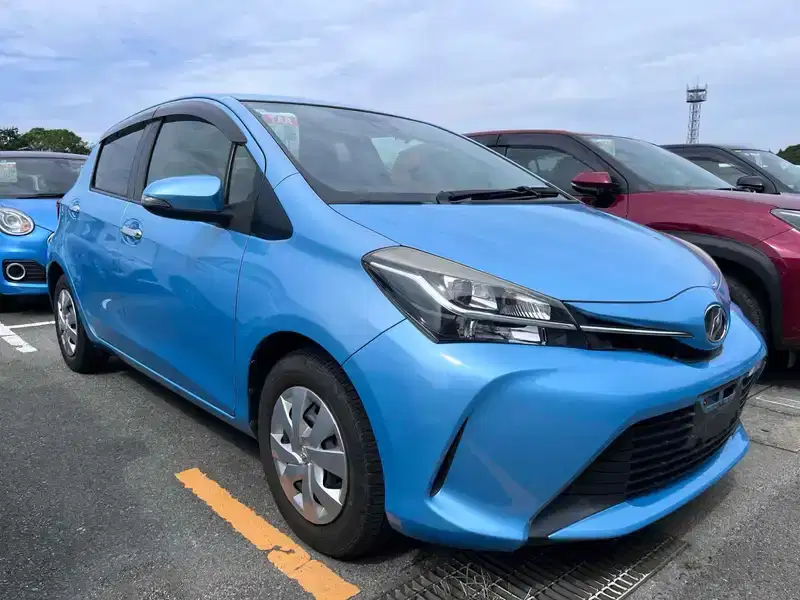 2016 Toyota Vitz Petrol