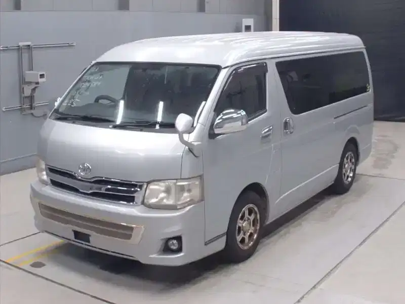 2011 Toyota Hiace Petrol