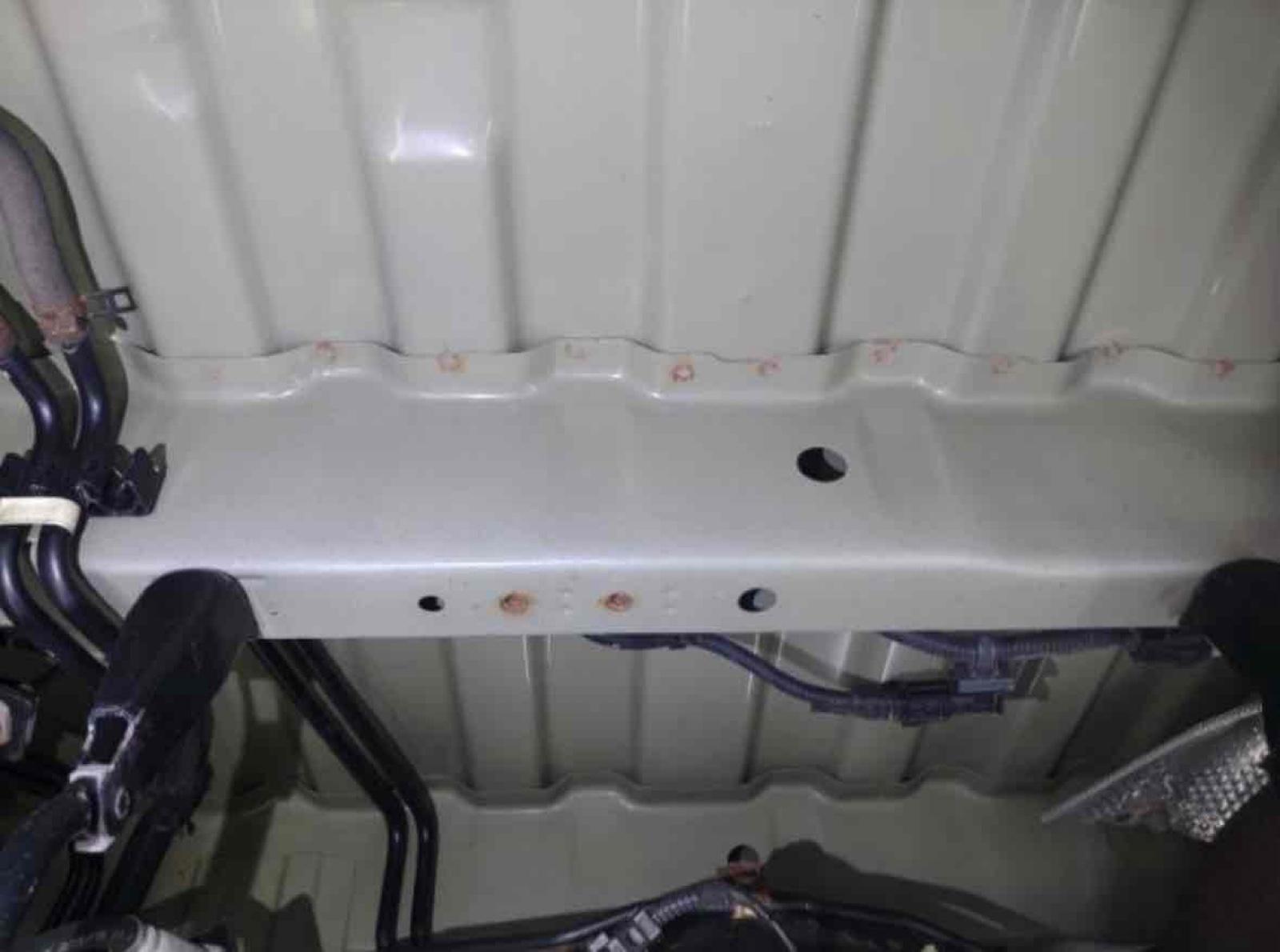 TOYOTA HIACE VAN 5D 4WD LONG DX Image 27