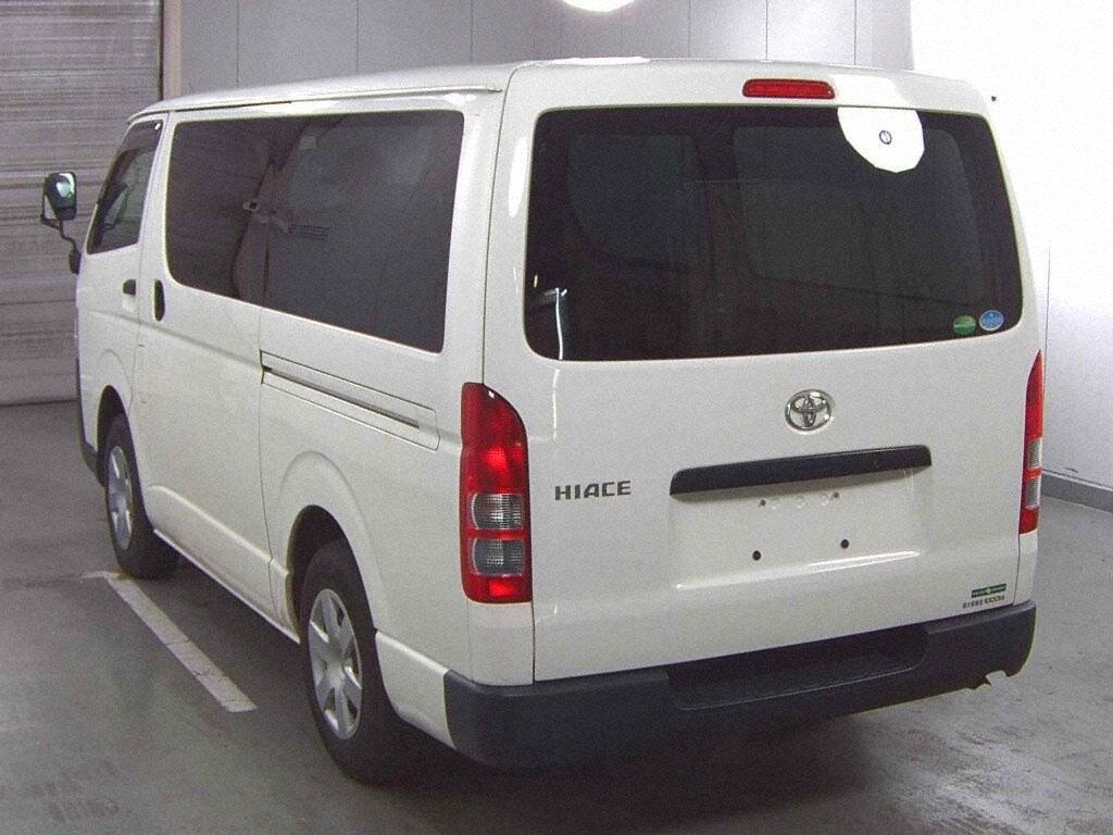 TOYOTA HIACE VAN 5D 4WD LONG DX Image 2