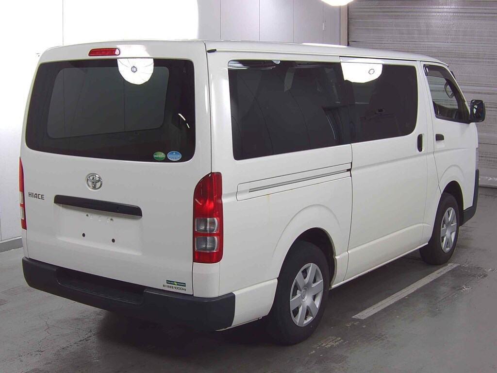 TOYOTA HIACE VAN 5D 4WD LONG DX Image 5