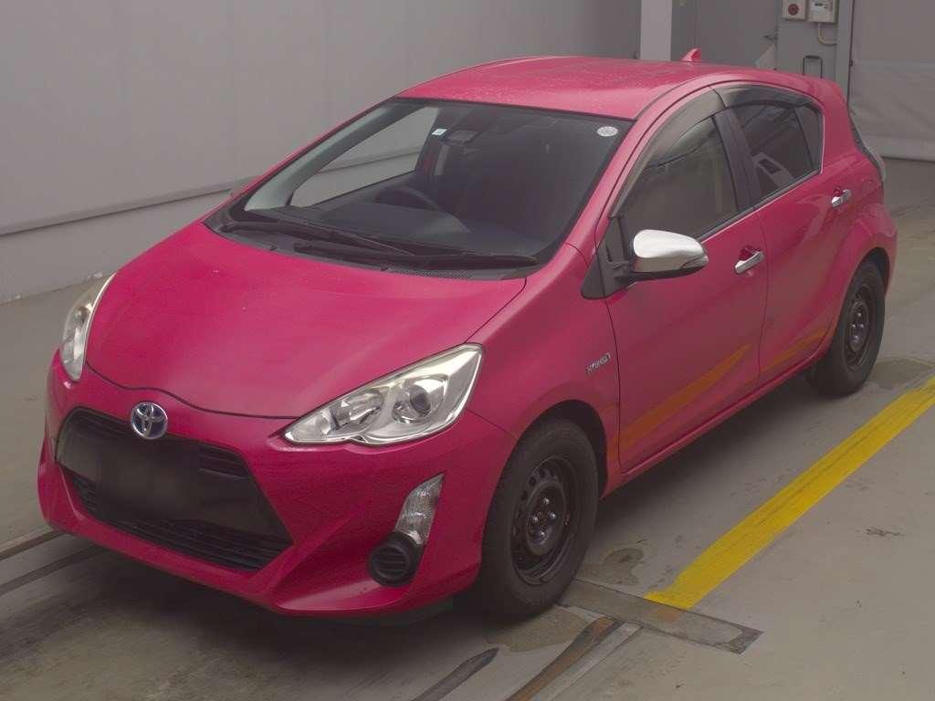 2016 Toyota AQUA 58,000 km