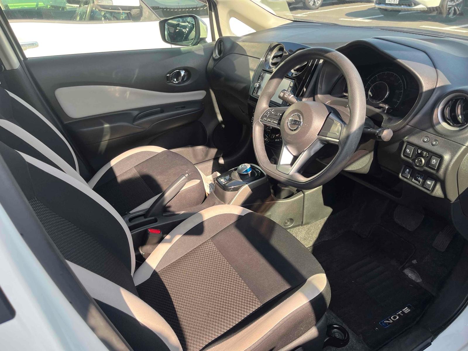 NISSAN NOTE E-POWER X Image 4