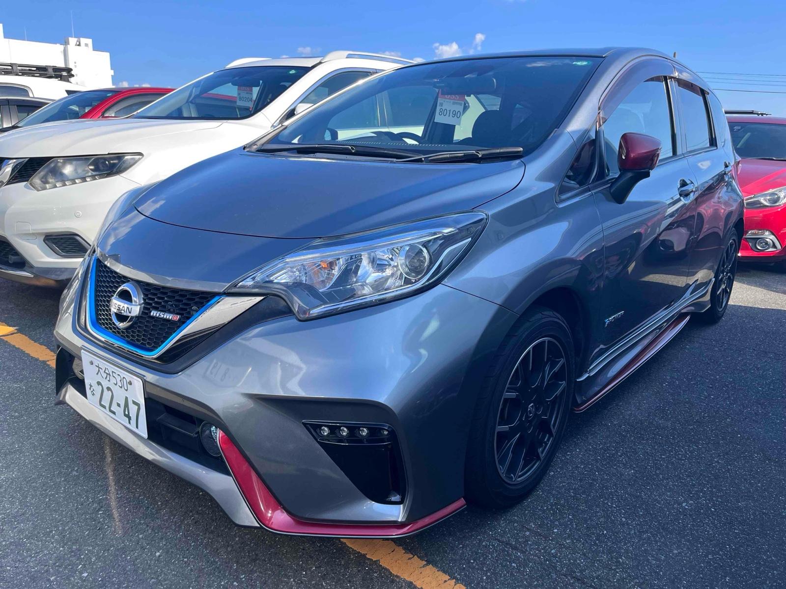 2017 Nissan NOTE 88,000 km