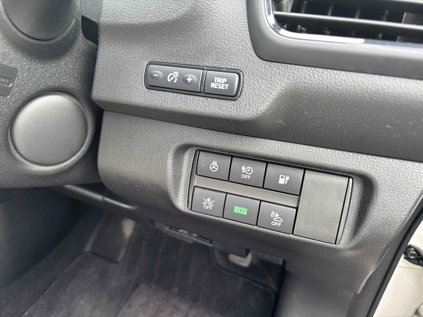 NISSAN LEAF G Image 13