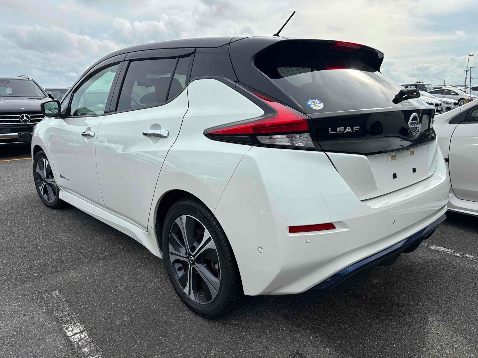 NISSAN LEAF G Image 2