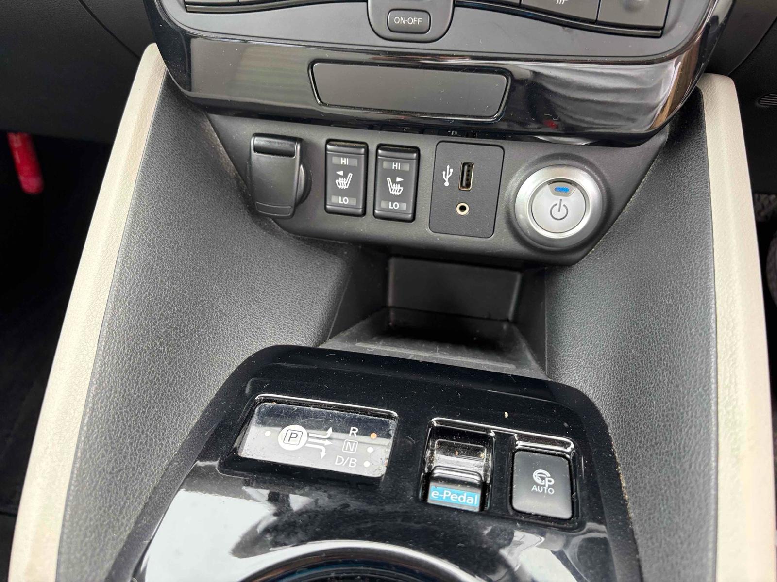 NISSAN LEAF G Image 15