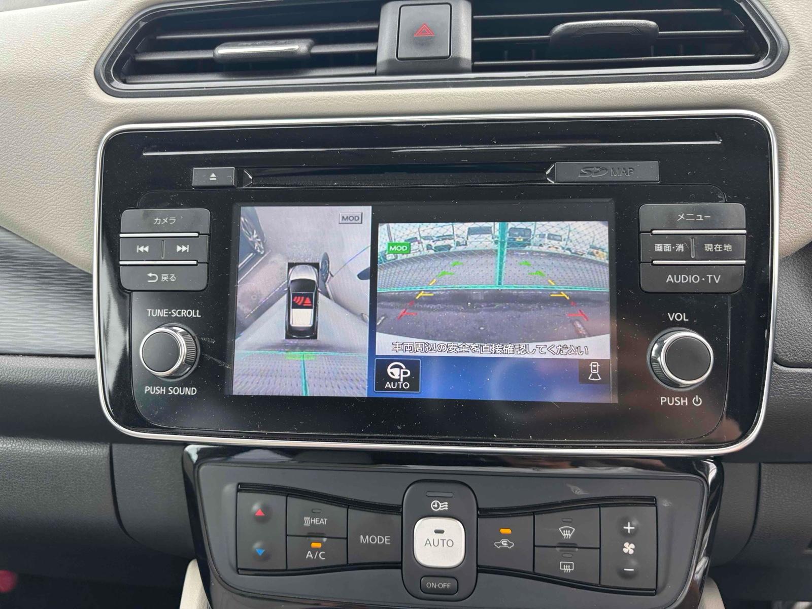 NISSAN LEAF G Image 19