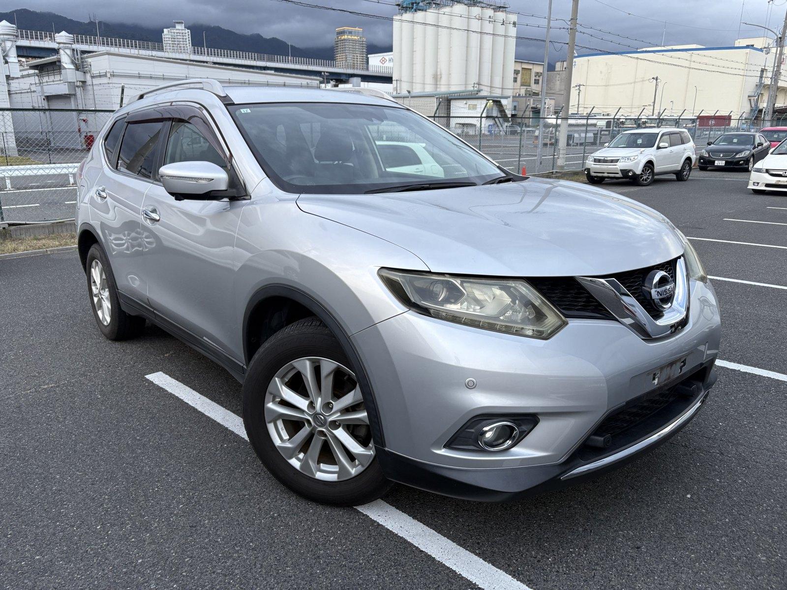 2013 Nissan X-TRAIL 105,000 km