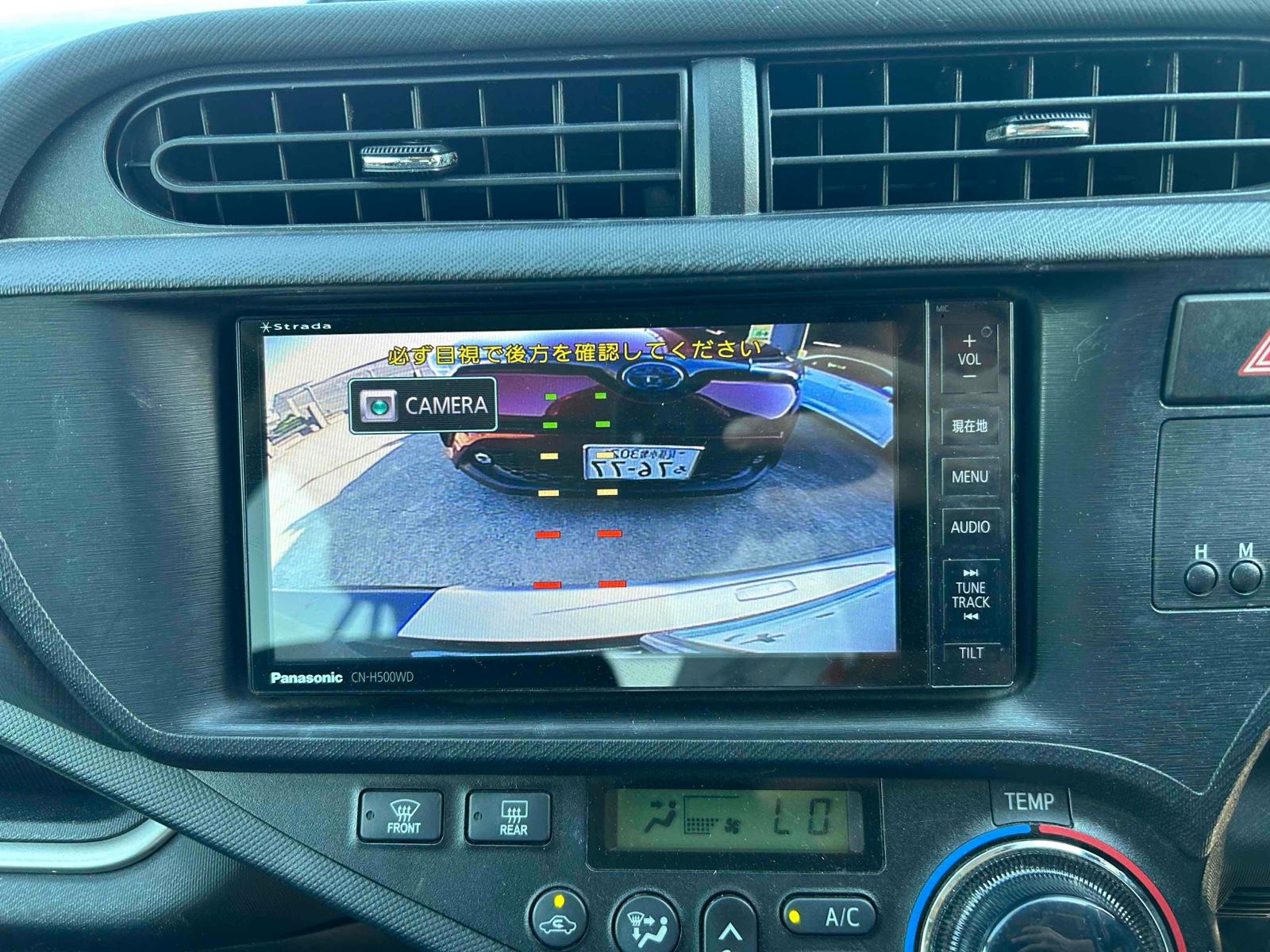 TOYOTA AQUA G BLACK SOFT LEATHER SELECTION Image 9
