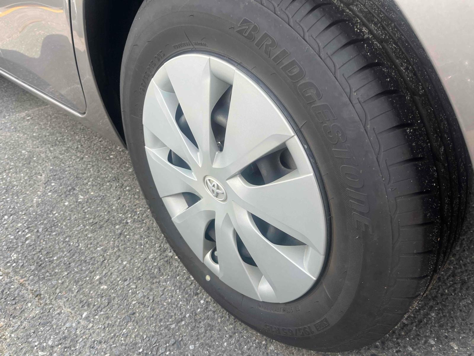 TOYOTA AURIS 150X Image 13