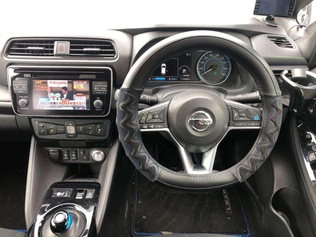 NISSAN LEAF G Image 8