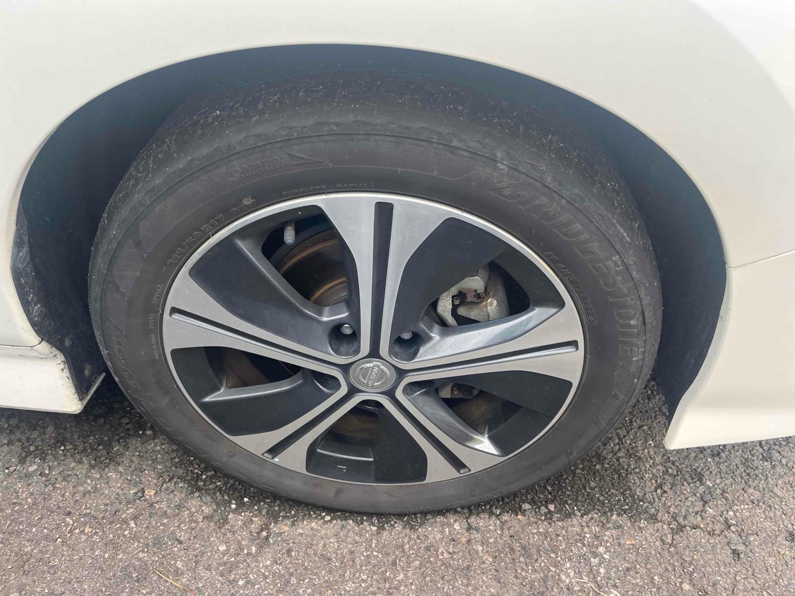 NISSAN LEAF G Image 17