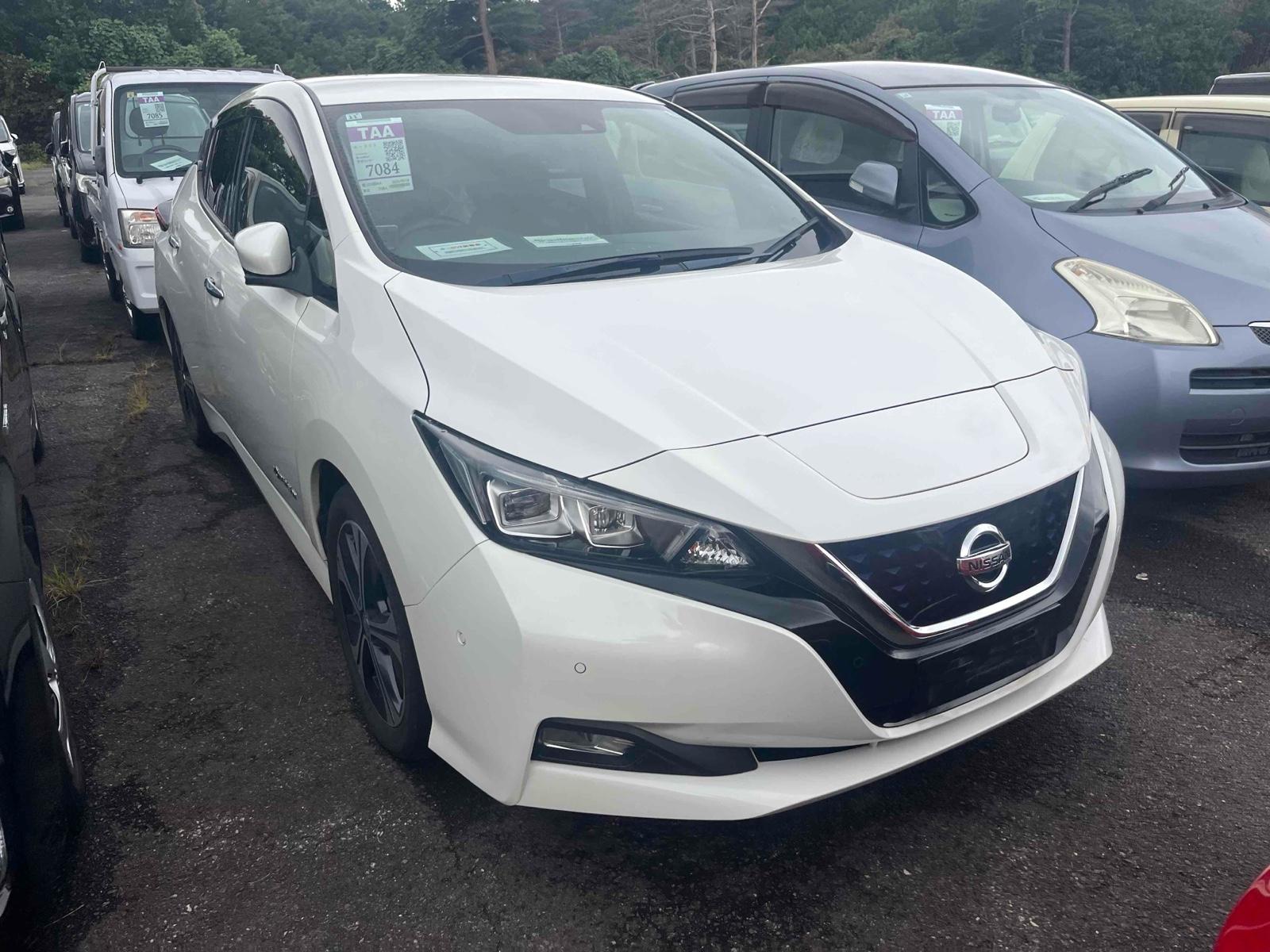 2017 Nissan LEAF 115,000 km