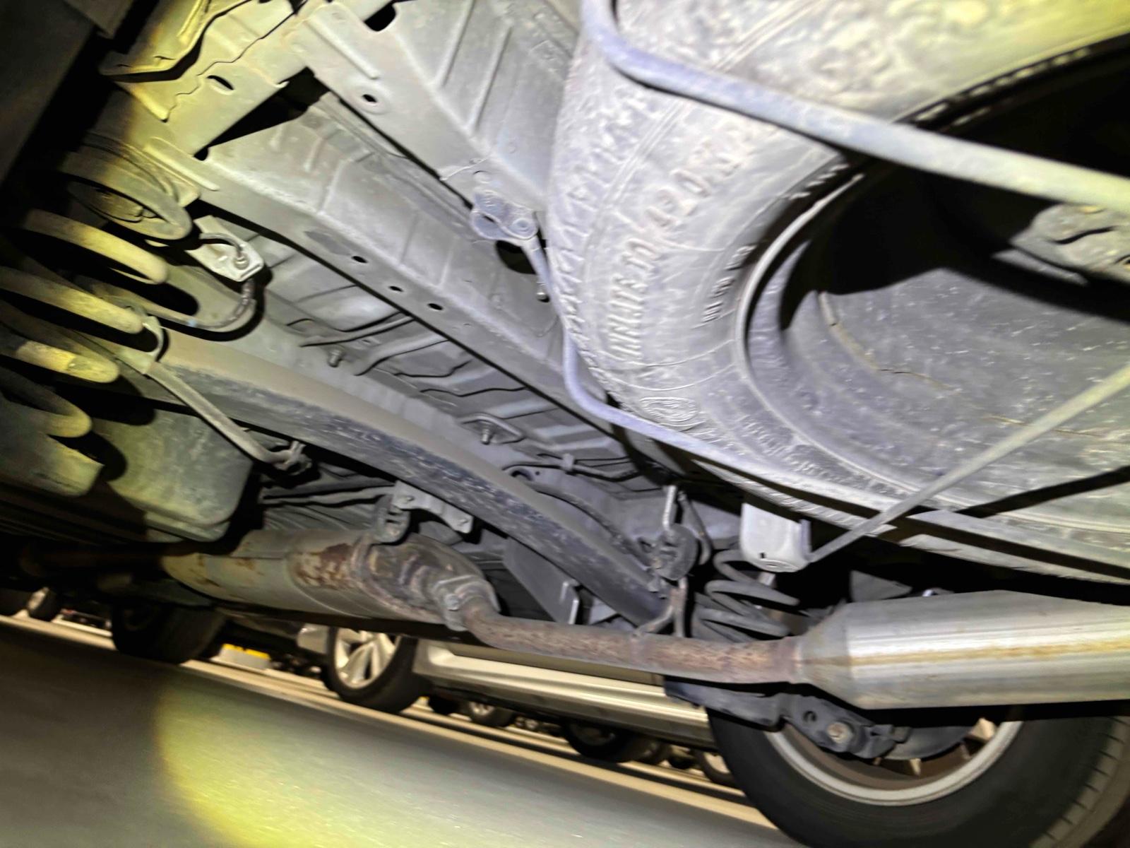 TOYOTA ALPHARD 240G Image 22