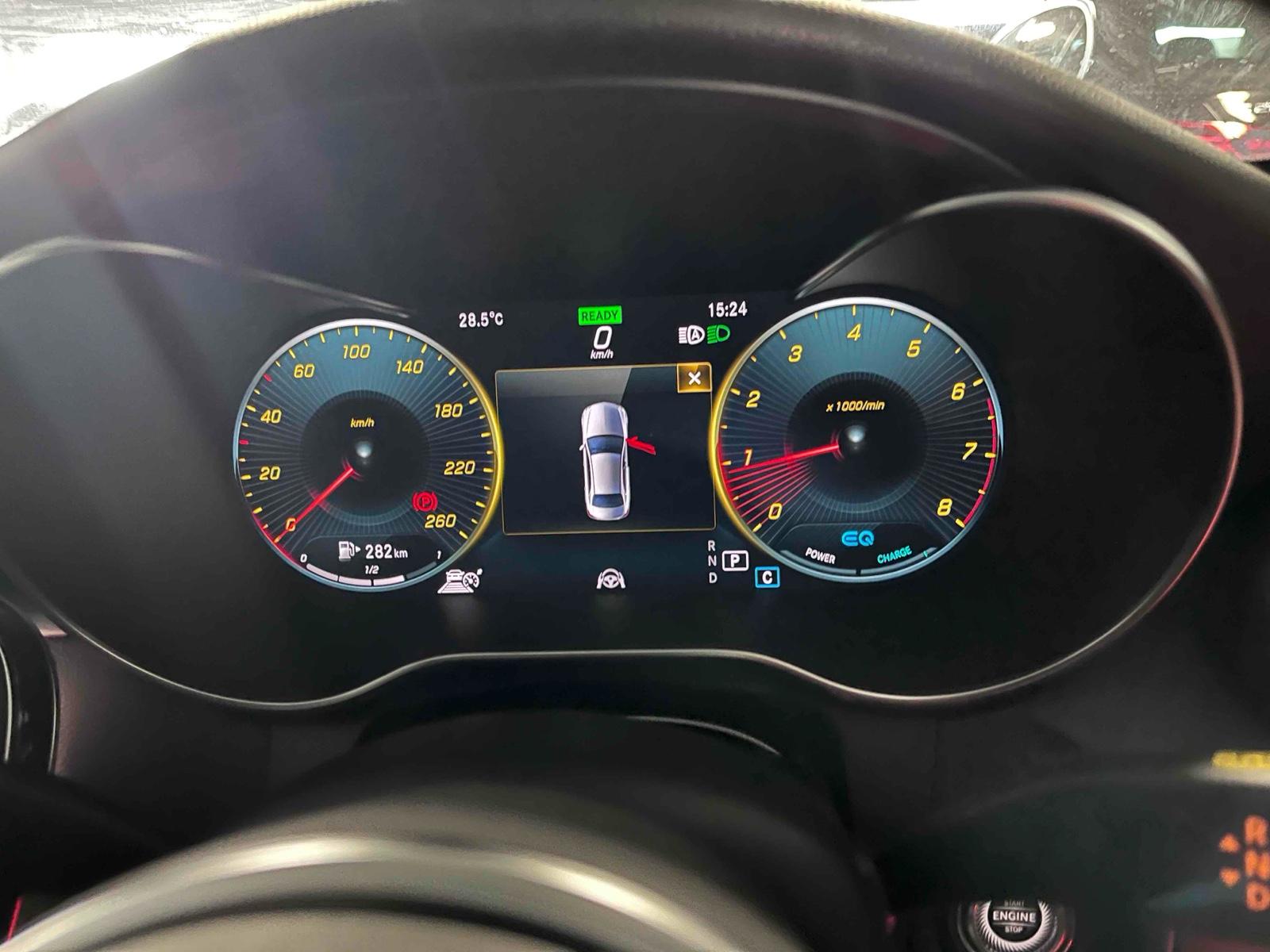 MERCEDES BENZ C200 Advangarde Image 9