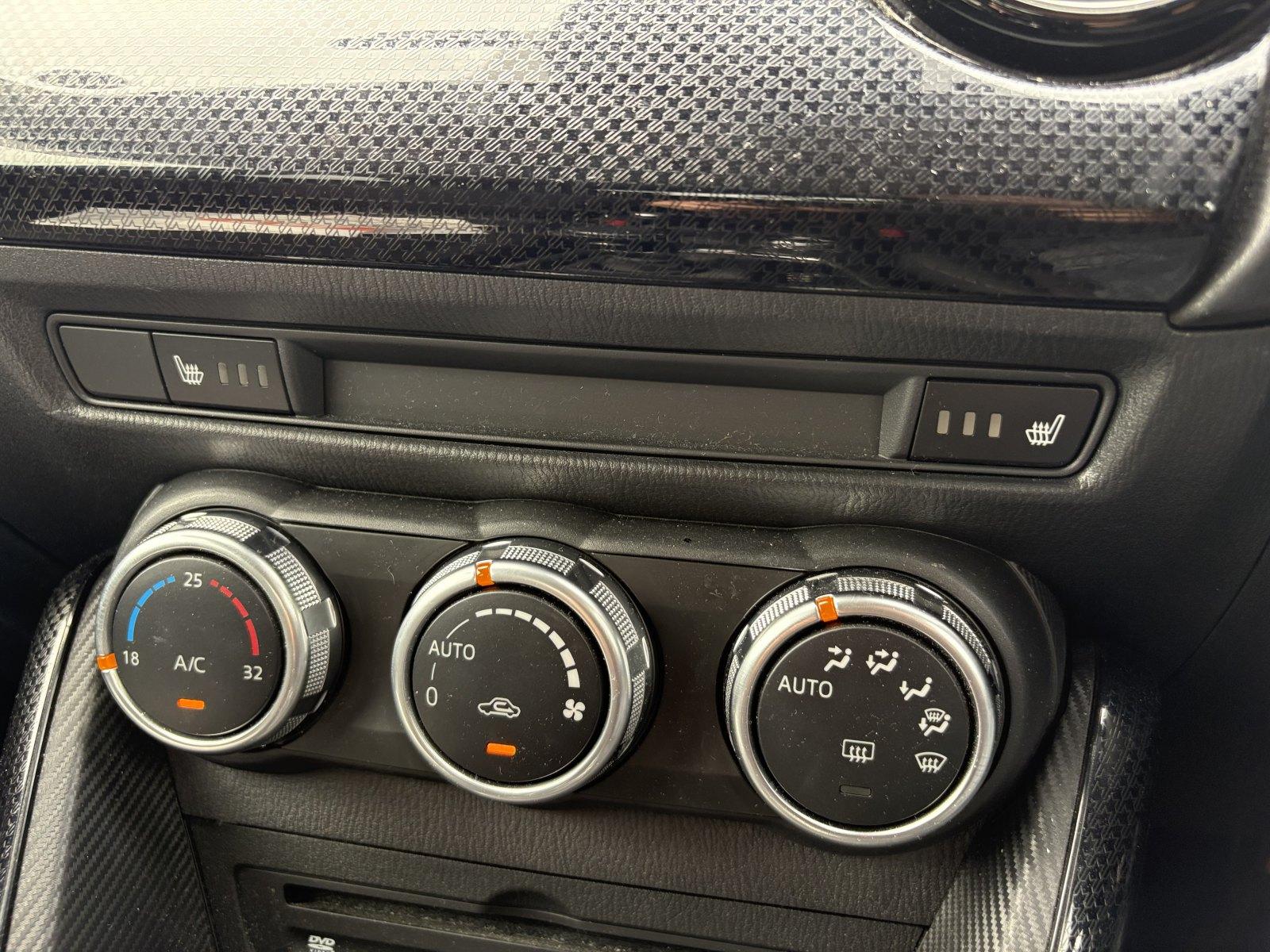 MAZDA DEMIO 15S Image 8