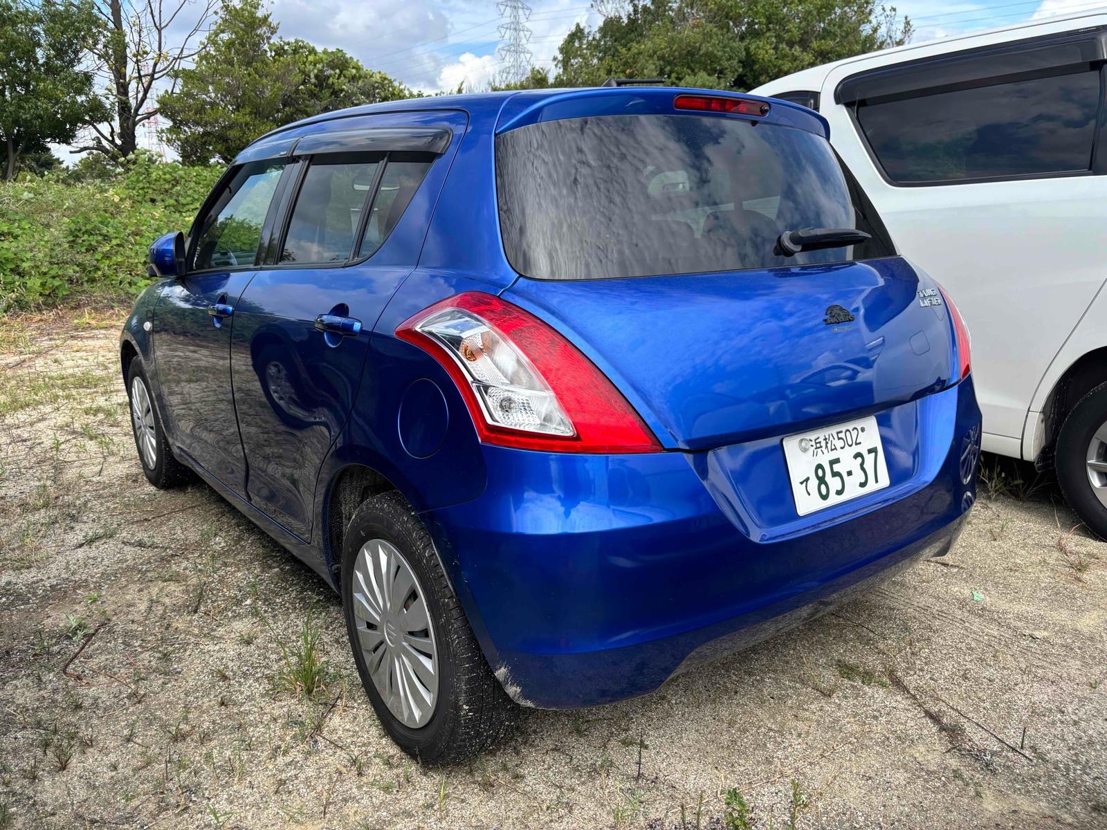 SUZUKI SWIFT 5D XG Image 2
