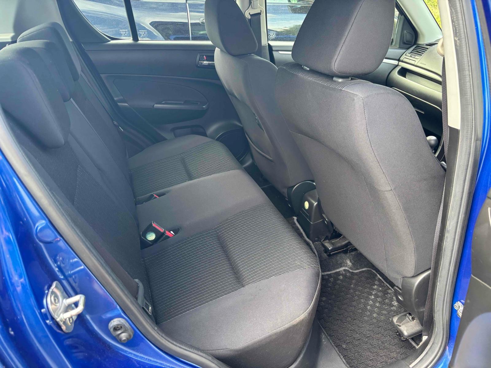 SUZUKI SWIFT 5D XG Image 11