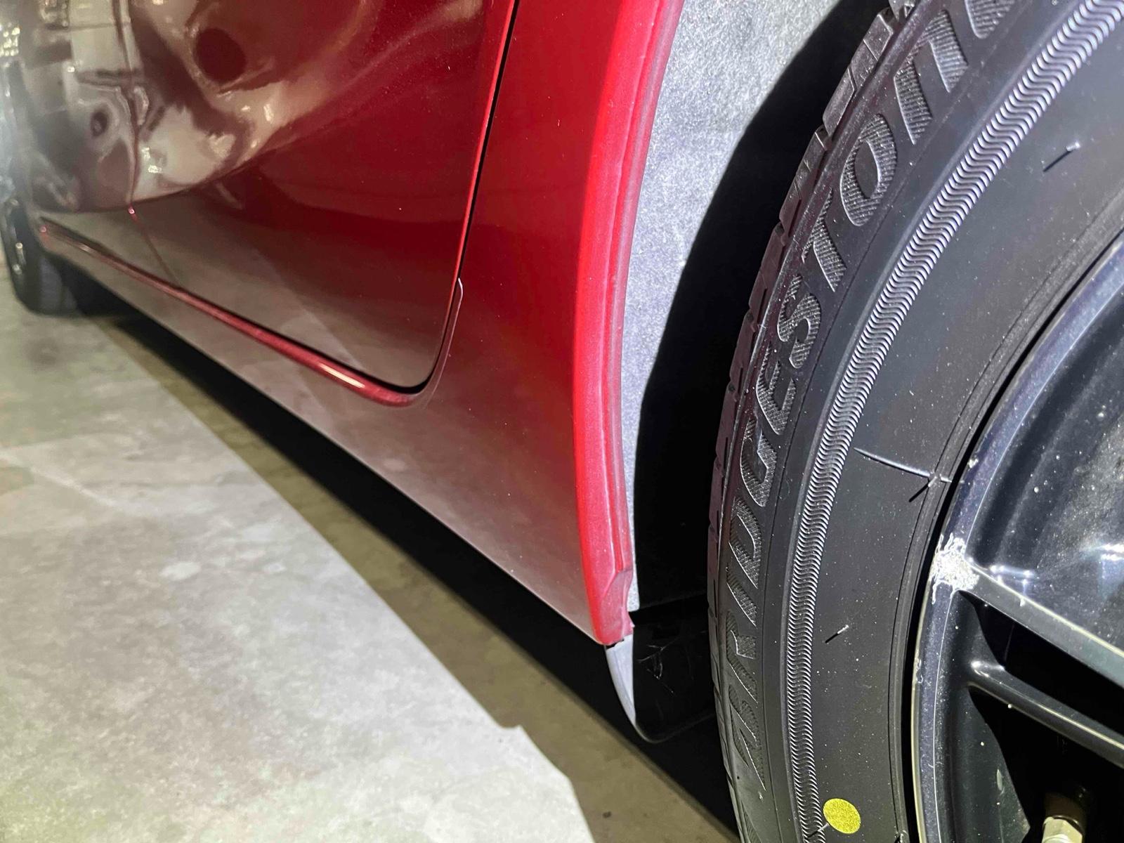 MAZDA AXELA SPORT 15S Image 12