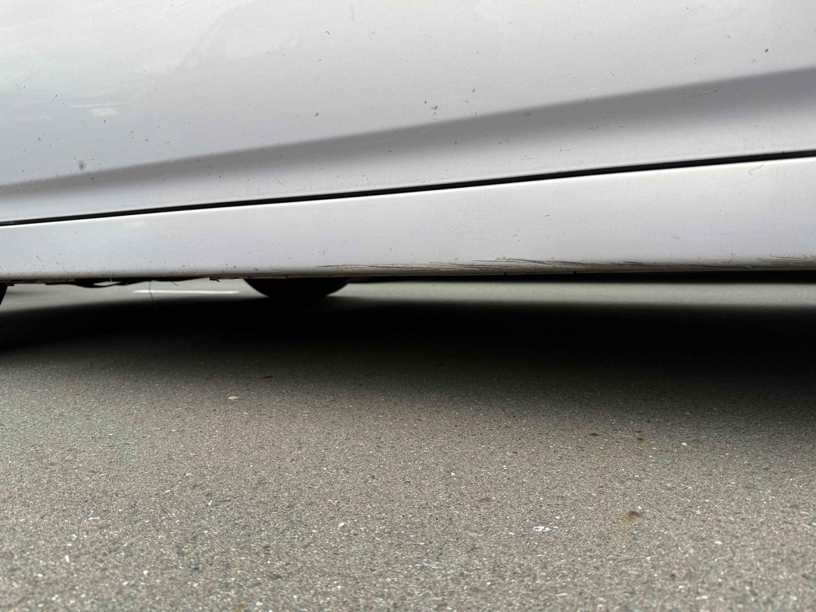 TOYOTA PRIUS S Image 16