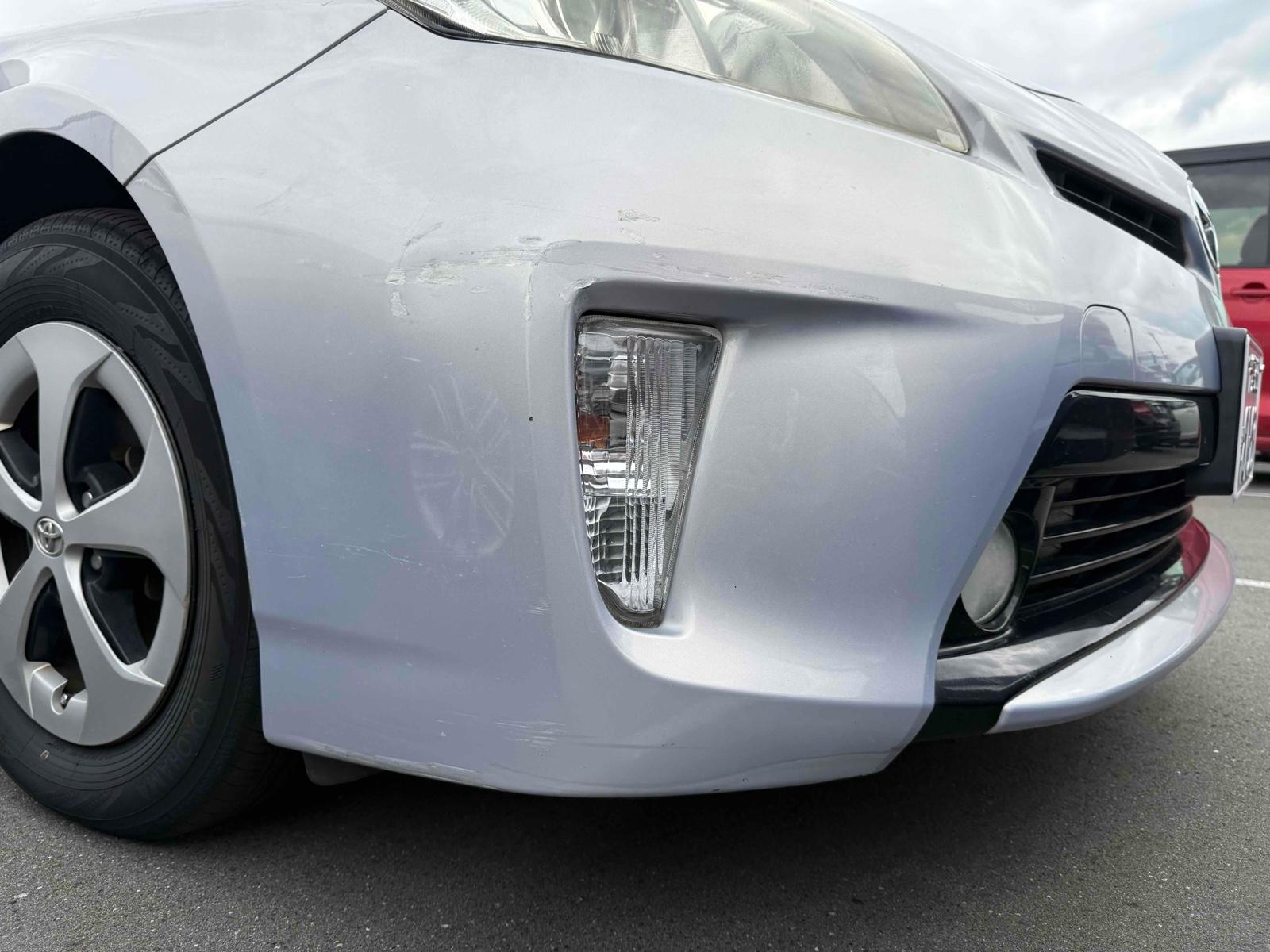TOYOTA PRIUS S Image 10