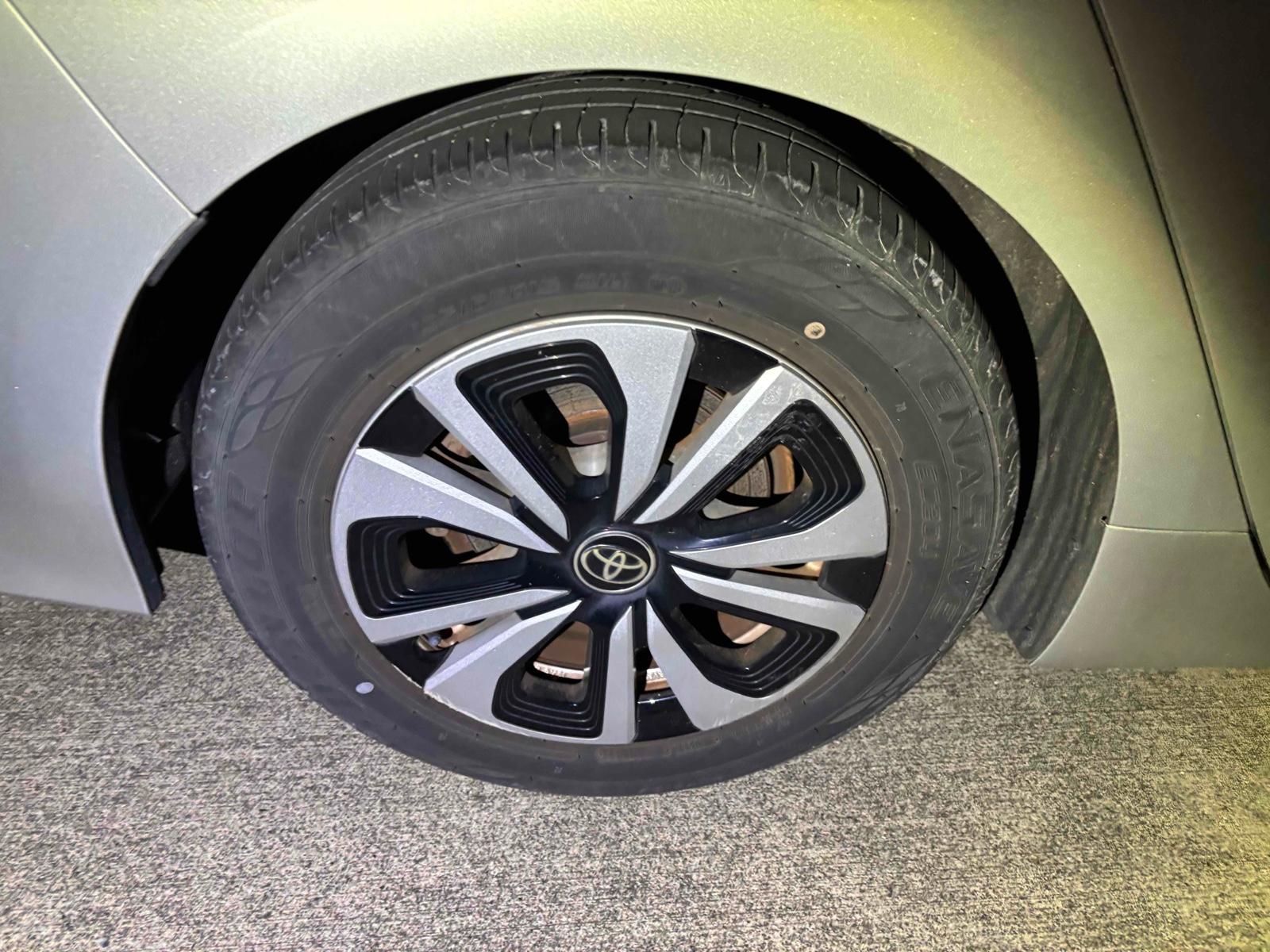 TOYOTA PRIUS PHV S NAVI PACKAGE Image 16