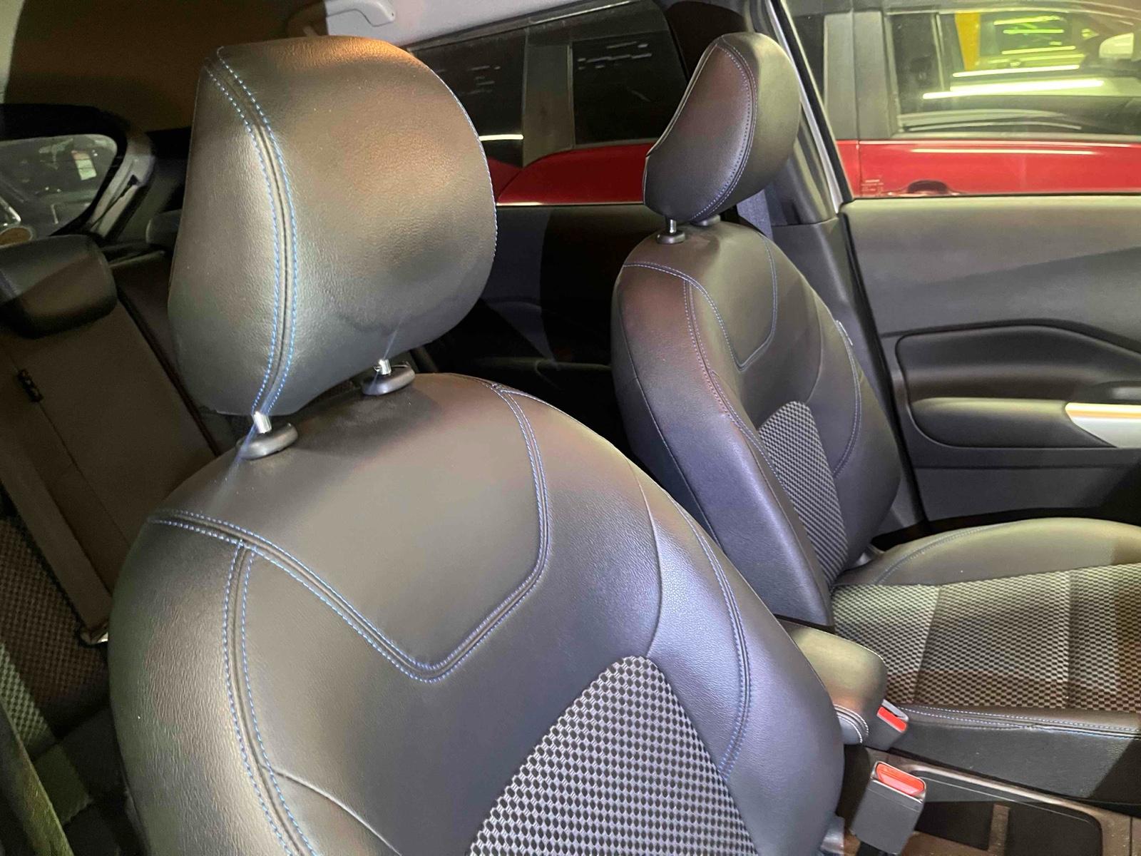 NISSAN KICKS 5D X Image 4