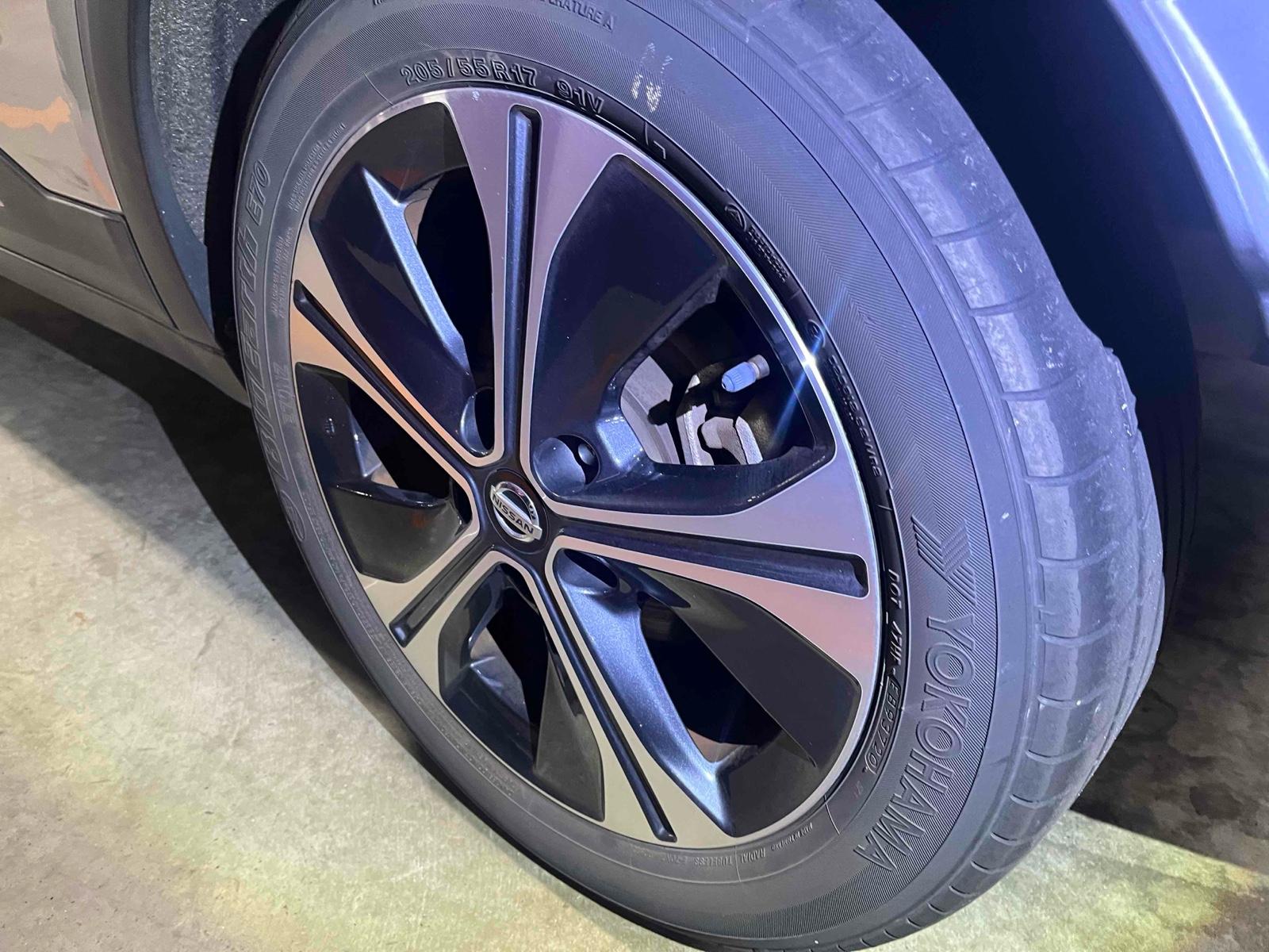 NISSAN KICKS 5D X Image 12