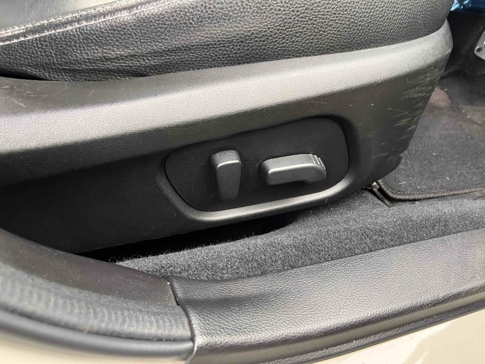 SUBARU IMPREZA XV HYBRID 4WD 2.0I-L EYESIGHT Image 10