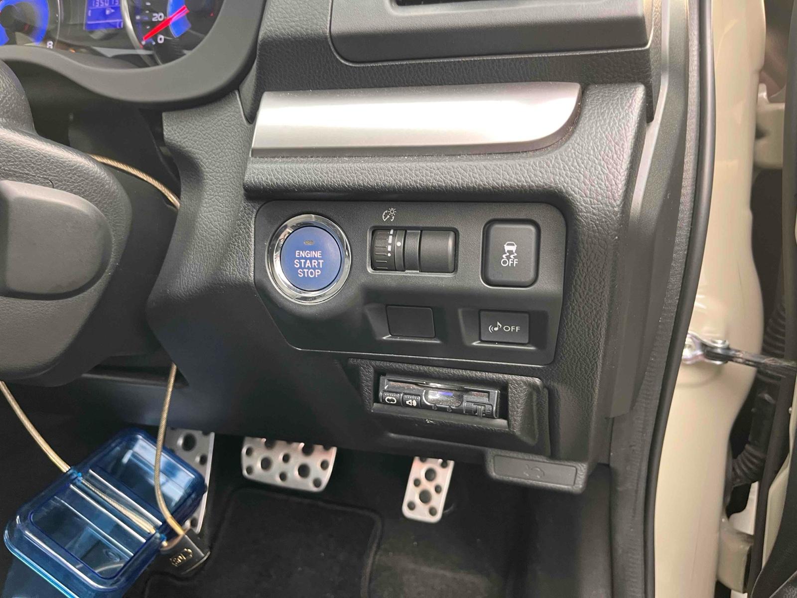 SUBARU IMPREZA XV HYBRID 4WD 2.0I-L EYESIGHT Image 11