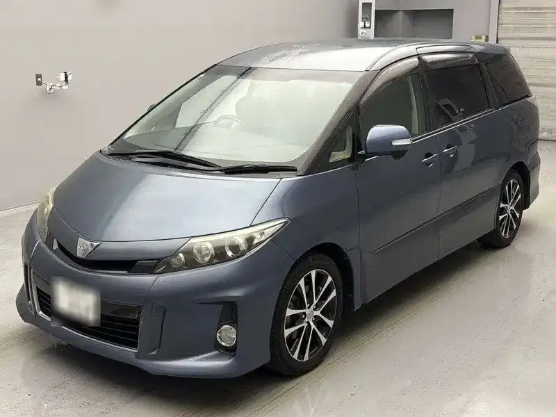 2015 Toyota ESTIMA 26,000 km