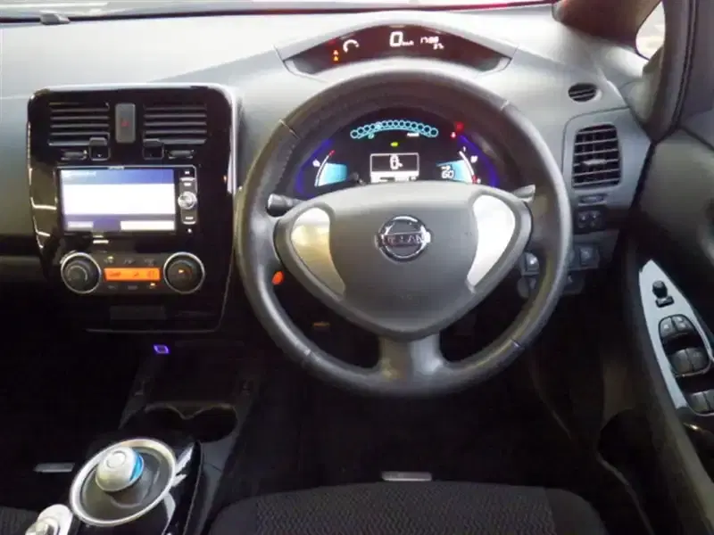 NISSAN LEAF S Image 3