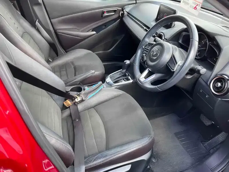 MAZDA DEMIO 13 S TOURING L PACKAGE Image 12