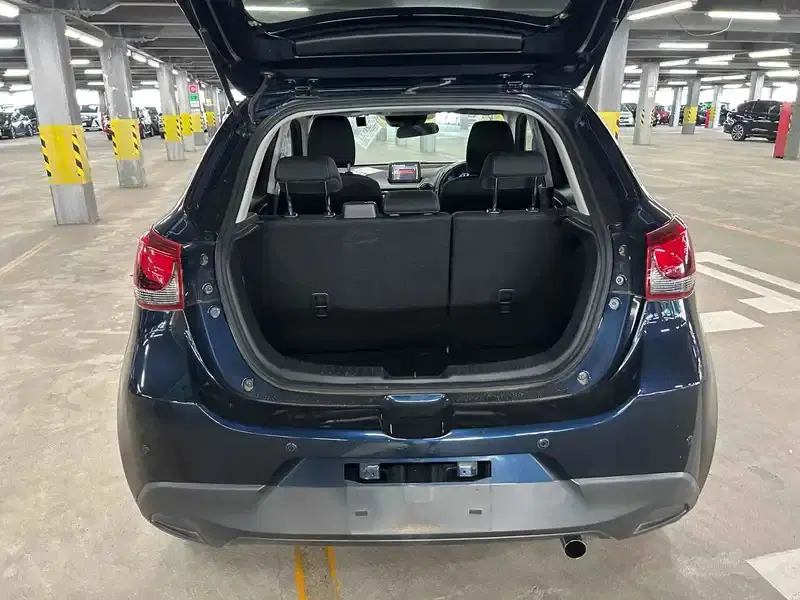 MAZDA DEMIO 15S Image 24