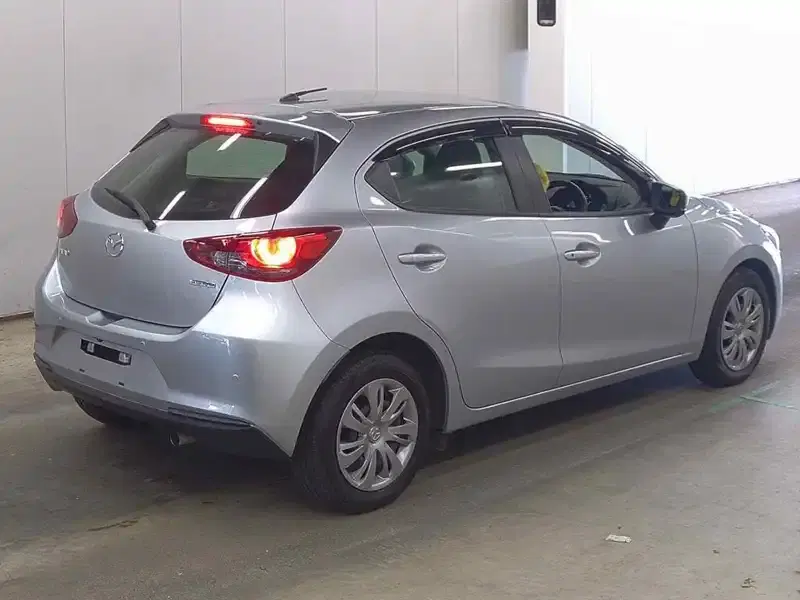 MAZDA 2 15S Image 5