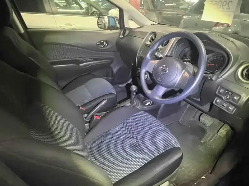 NISSAN NOTE X EMERGENCY BRAKE PACKAGE Image 20