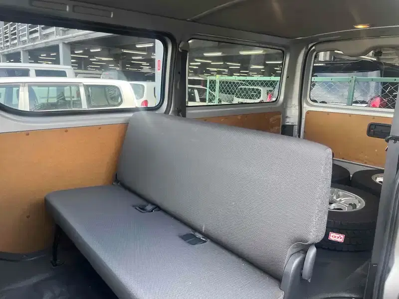 TOYOTA HIACE VAN LONGDX GL PACKAGE 4WD Image 12