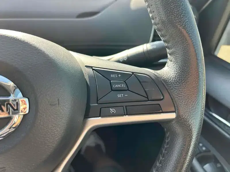 NISSAN SERENA HIGHWAY STAR Image 8