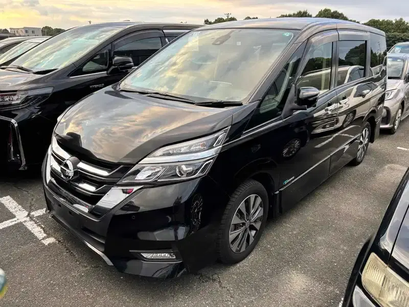 2017 Nissan SERENA HYBRID 128,000 km