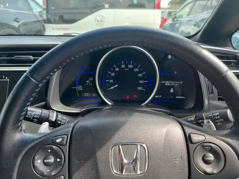 HONDA FIT HYBRID S PACKAGE Image 8