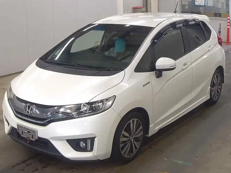 HONDA FIT HYBRID S PACKAGE Image 4