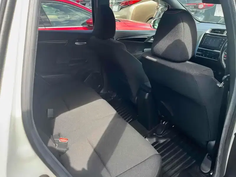 HONDA FIT HYBRID S PACKAGE Image 10