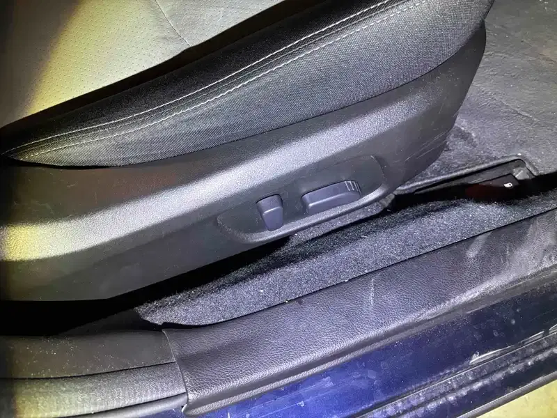 SUBARU IMPREZA XV HYBRID 4WD 2.0I-L EYESIGHT Image 9