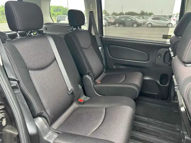 NISSAN SERENA HIGHWAY STAR S-HYBRID Image 7