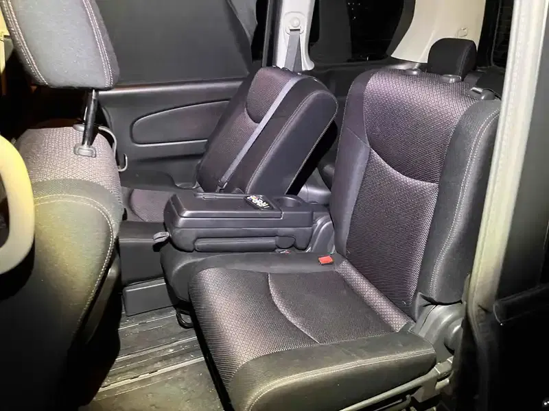 NISSAN SERENA 5D HIGHWAY STAR S-HYBRID AERO MOD Image 11