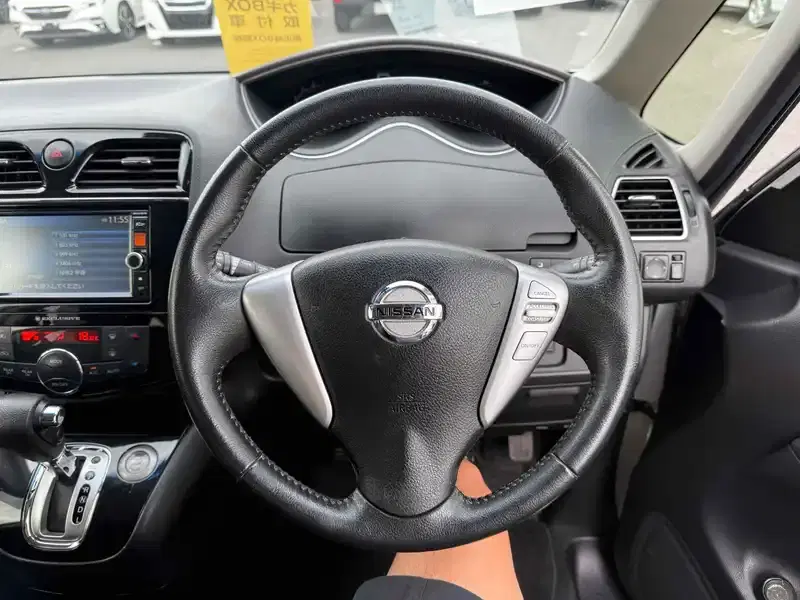NISSAN SERENA HIGHWAY STAR S-HV ADVANCED SAFETY PACKAGE Image 4