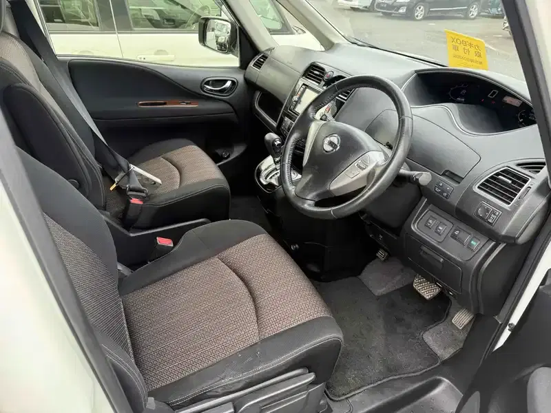 NISSAN SERENA HIGHWAY STAR S-HV ADVANCED SAFETY PACKAGE Image 3